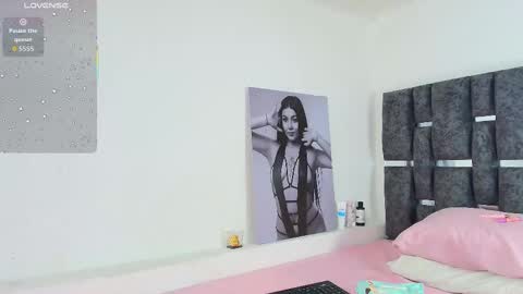 Tania online show from 11/21/25, 12:04