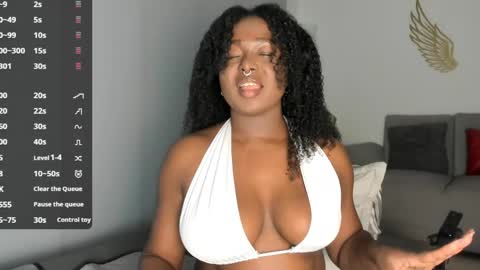 Snapshot of tanishaaevans chatting on 05/26/26, 02:29 Tanisha online show from 05/26/26, 02:29