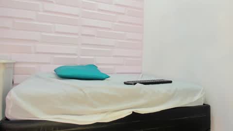 Snapshot of tanishaebony_ chatting on 02/24/25, 08:36 Tanisha online show from 02/24/25, 08:36