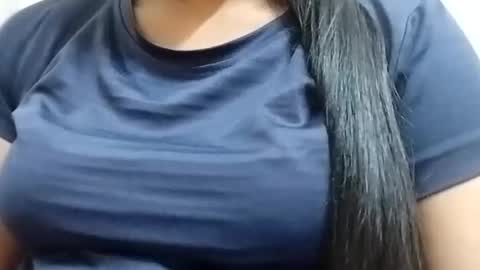 Snapshot of taniya_roy4628 chatting on 03/03/26, 03:23 taniya_roy4628 online show from 03/03/26, 03:23