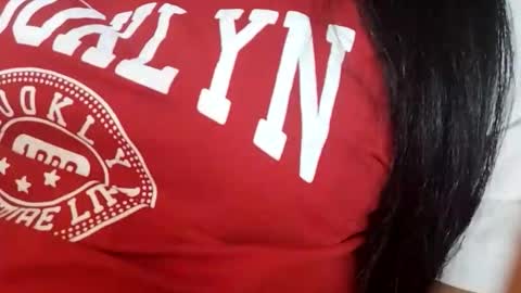 Snapshot of taniya_roy4628 chatting on 03/05/26, 04:14 taniya_roy4628 online show from 03/05/26, 04:14