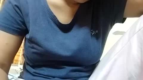 Snapshot of taniya_roy4628 chatting on 03/30/26, 04:13 taniya_roy4628 online show from 03/30/26, 04:13