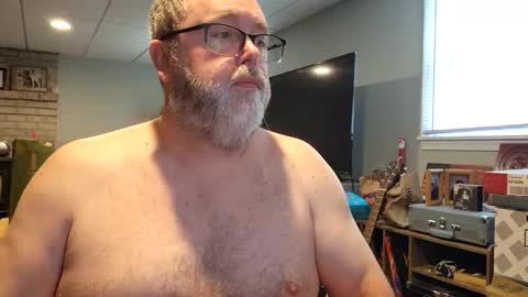 Snapshot of tank106 chatting on 05/16/26, 06:17 tank106 online show from 05/16/26, 06:17