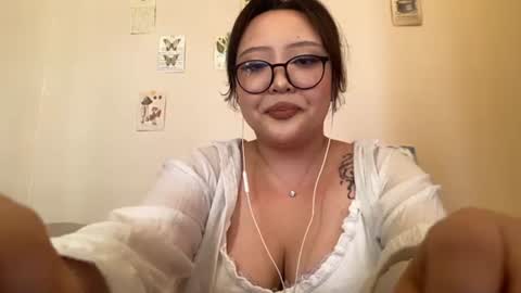 EmiJoaans online show from 07/20/26, 08:06