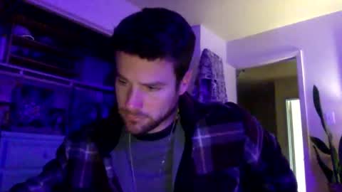 Dr. Love online show from 01/11/25, 01:37