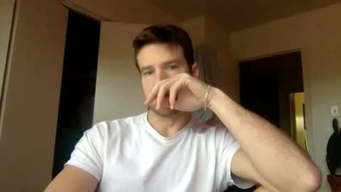 Snapshot of tantrichealing chatting on 11/13/25, 01:54 Dr. Love online show from 11/13/25, 01:54