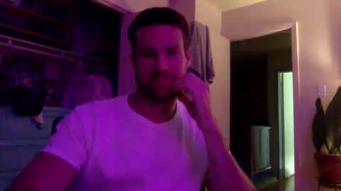 Snapshot of tantrichealing chatting on 11/26/25, 02:01 Dr. Love online show from 11/26/25, 02:01