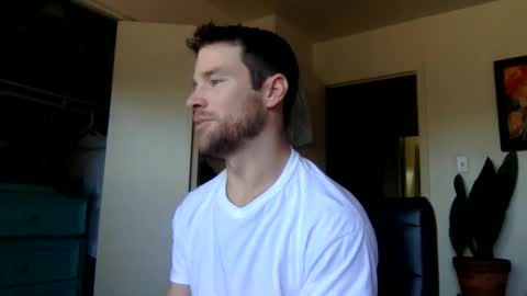 Snapshot of tantrichealing chatting on 11/26/25, 03:35 Dr. Love online show from 11/26/25, 03:35