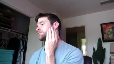 Dr. Love online show from 05/01/26, 04:33