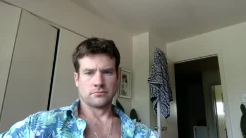 Dr. Love online show from 07/17/26, 10:14