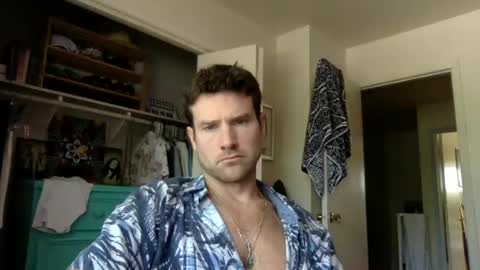 Dr. Love online show from 07/20/26, 05:15