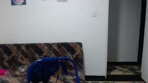 Snapshot of tantricroots chatting on 05/11/26, 09:12 Angeline Follow online show from 05/11/26, 09:12