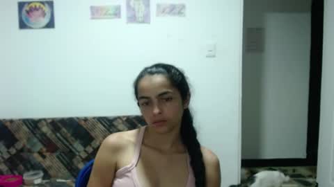 Snapshot of tantricroots chatting on 05/19/26, 01:56 Angeline Follow online show from 05/19/26, 01:56