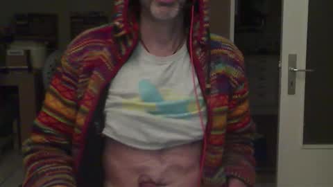 Snapshot of tantrictouch chatting on 02/22/25, 06:41 tantrictouch online show from 02/22/25, 06:41