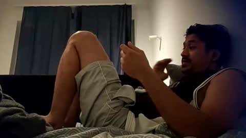 Snapshot of tanvick chatting on 10/24/25, 09:44 tanvick online show from 10/24/25, 09:44