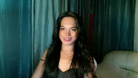 Snapshot of tanyabels_thenaughtyone chatting on 06/05/26, 09:37 tanyabels_thenaughtyone online show from 06/05/26, 09:37