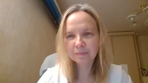 Snapshot of tanystar chatting on 11/27/25, 02:08 tanystar online show from 11/27/25, 02:08