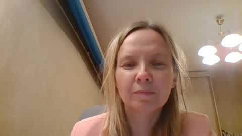 Snapshot of tanystar chatting on 12/02/25, 04:24 tanystar online show from 12/02/25, 04:24