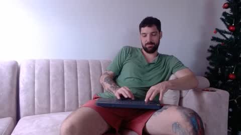 Snapshot of tap_hand2 chatting on 12/19/24, 12:56 jimmy online show from 12/19/24, 12:56