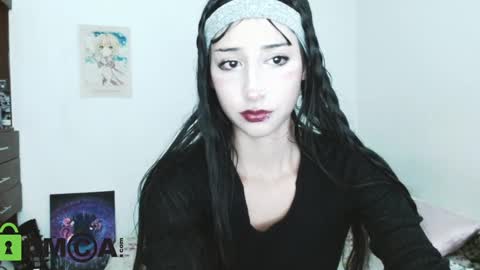 Snapshot of tara_tetsu chatting on 02/04/25, 04:05 xemy Please help me to reach 1000 thumbs up online show from 02/04/25, 04:05