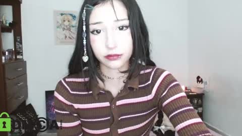 Snapshot of tara_tetsu chatting on 02/11/25, 03:50 xemy Please help me to reach 1000 thumbs up online show from 02/11/25, 03:50