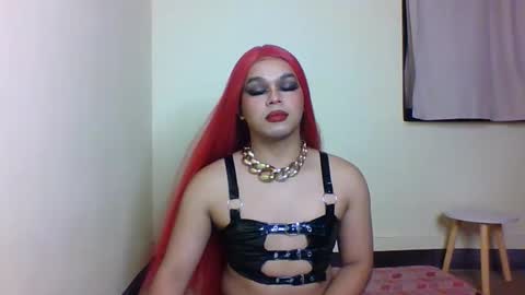 Snapshot of tarahriches chatting on 12/07/24, 08:16 tarahriches online show from 12/07/24, 08:16