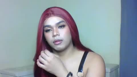 Snapshot of tarahriches chatting on 10/04/25, 03:43 tarahriches online show from 10/04/25, 03:43
