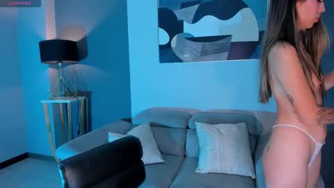 Snapshot of taralawrence chatting on 10/05/25, 11:46 Tara Lawrence online show from 10/05/25, 11:46