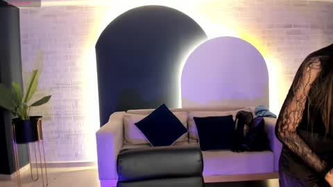 Tara Lawrence online show from 11/25/25, 03:50