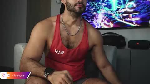 Snapshot of tarek_dan chatting on 12/02/25, 11:04 Tarek online show from 12/02/25, 11:04