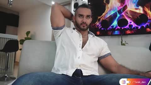 Snapshot of tarek_dan chatting on 03/26/26, 01:33 Tarek online show from 03/26/26, 01:33