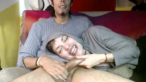 Snapshot of tarian_xxx chatting on 04/20/26, 01:41 T J online show from 04/20/26, 01:41