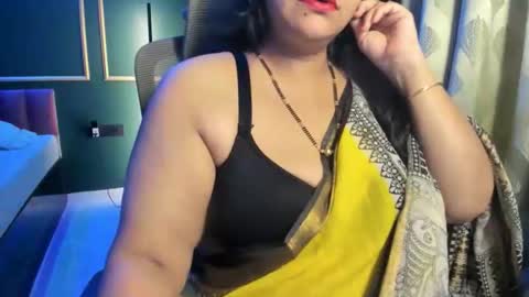 Snapshot of tarivishu23 chatting on 02/16/26, 01:02 tarivishu23 online show from 02/16/26, 01:02