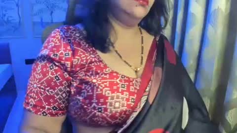 Snapshot of tarivishu23 chatting on 05/18/26, 01:02 tarivishu23 online show from 05/18/26, 01:02
