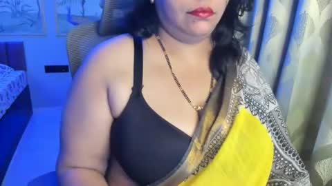 Snapshot of tarivishu23 chatting on 06/15/26, 01:52 tarivishu23 online show from 06/15/26, 01:52