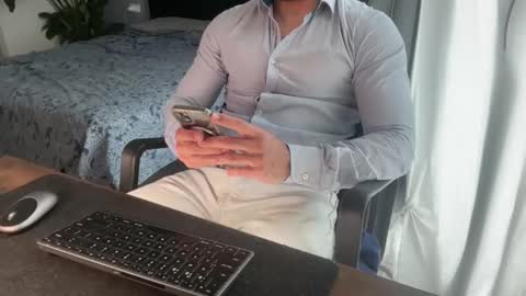 Snapshot of tarquit8 chatting on 06/02/26, 10:17 tarquit8 online show from 06/02/26, 10:17