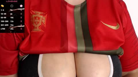 Snapshot of tarrant_ chatting on 11/02/25, 10:45 tarrant_ online show from 11/02/25, 10:45