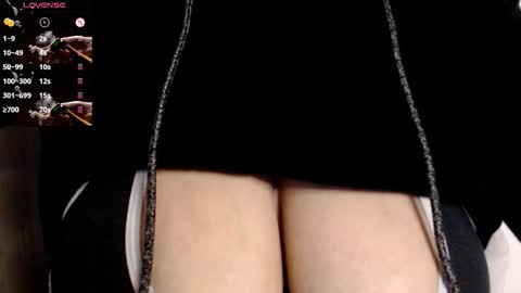 Snapshot of tarrant_ chatting on 11/07/25, 10:54 tarrant_ online show from 11/07/25, 10:54