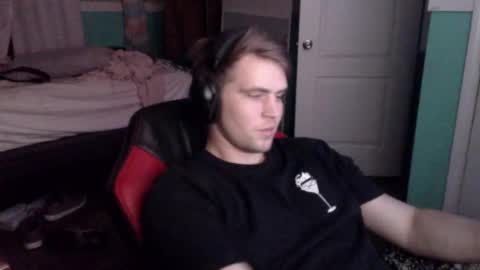 tarus333 online show from 09/27/25, 09:25