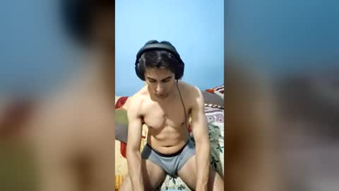 tarzan_07 online show from 07/05/26, 06:31