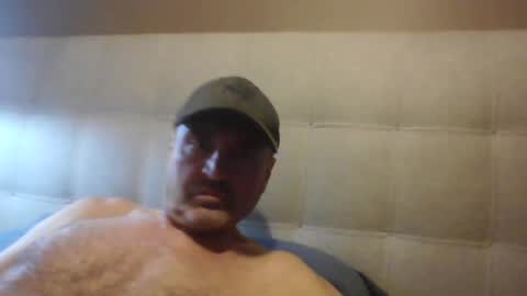 Snapshot of tarzeny77 chatting on 01/01/25, 06:49 tarzeny77 online show from 01/01/25, 06:49
