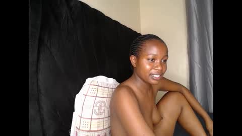 Snapshot of tasha_kimmy chatting on 10/02/25, 07:21 Ireen online show from 10/02/25, 07:21