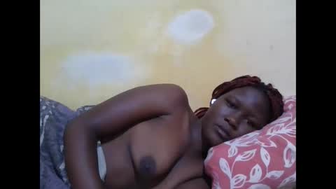 Snapshot of tashacute20 chatting on 05/22/26, 02:30 tashacute20 online show from 05/22/26, 02:30
