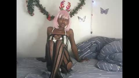 tashagodess online show from 12/17/25, 04:07