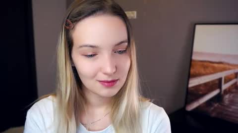 Snapshot of tashinapetitto chatting on 09/25/25, 06:28 Your Ressie online show from 09/25/25, 06:28