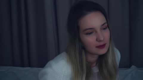 Snapshot of tashinapetitto chatting on 10/18/25, 07:42 Your Ressie online show from 10/18/25, 07:42