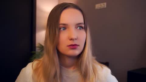 Snapshot of tashinapetitto chatting on 10/21/25, 07:20 Your Ressie online show from 10/21/25, 07:20