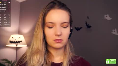 Snapshot of tashinapetitto chatting on 10/31/25, 07:31 Your Ressie online show from 10/31/25, 07:31