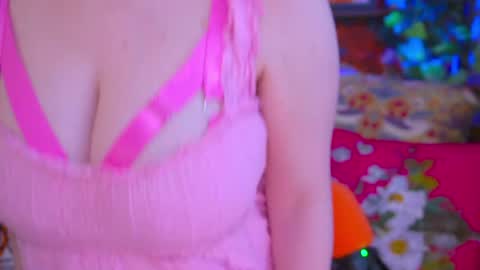 Vivian  Clark online show from 05/11/26, 06:52