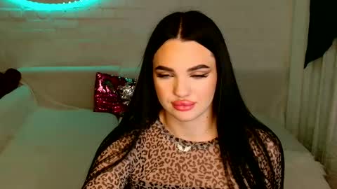 tasty_babyy online show from 12/18/24, 07:08